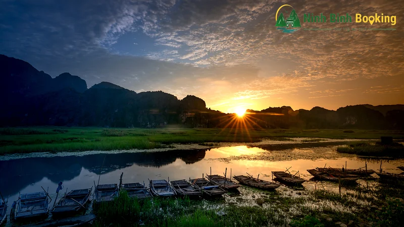 Van Long Nature Reserve – „Bucht ohne Wellen“ im Herzen von Ninh Binh