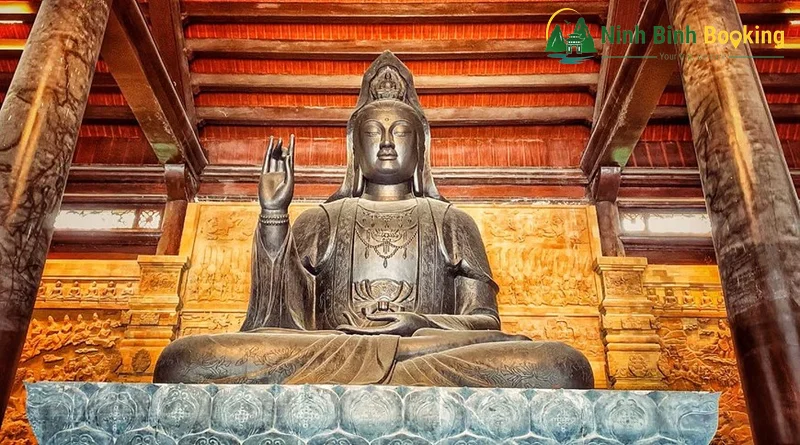 Điện Quan &Acirc;m